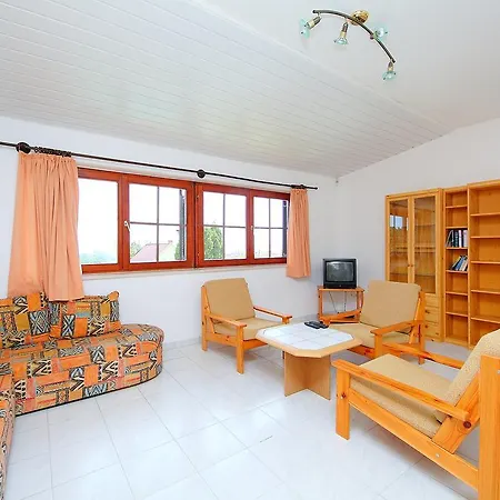 Apartmán 2 *